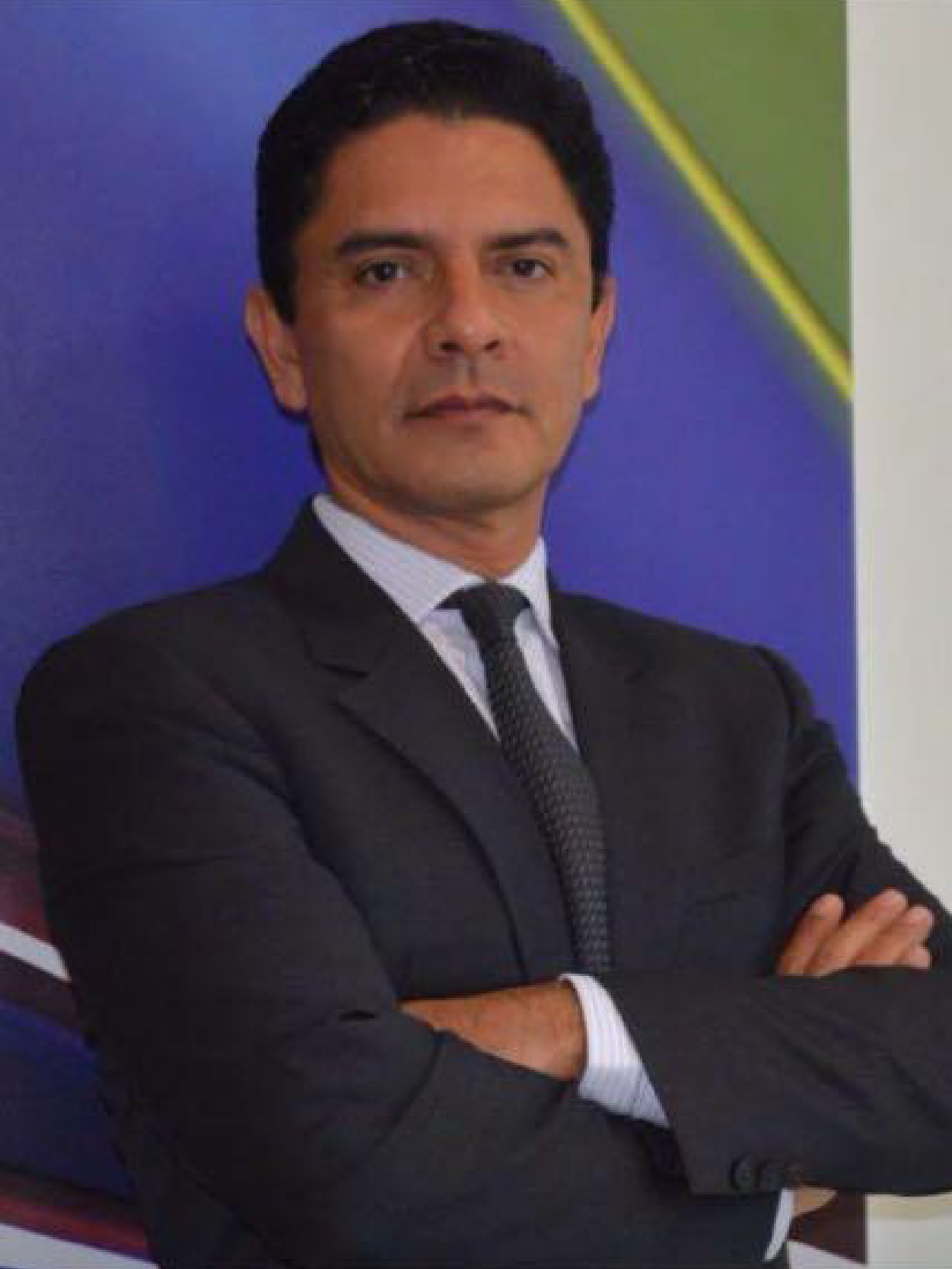 Dr. Luis Suarez