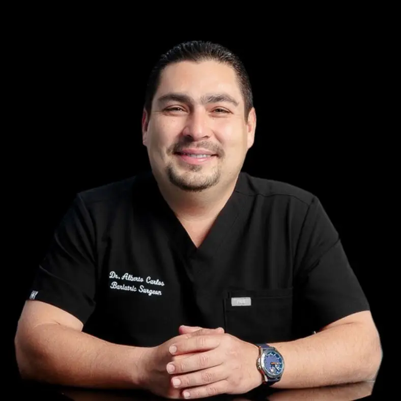 Dr. Alberto Carlos, bariatric surgeon at Hospital CER